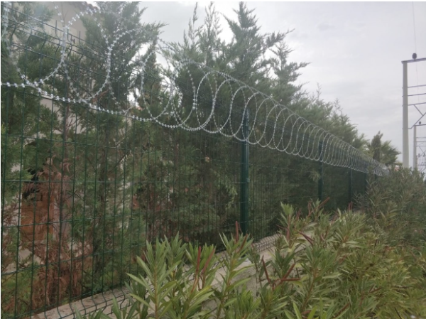 90 CM Planar Razor Wire - Image 3